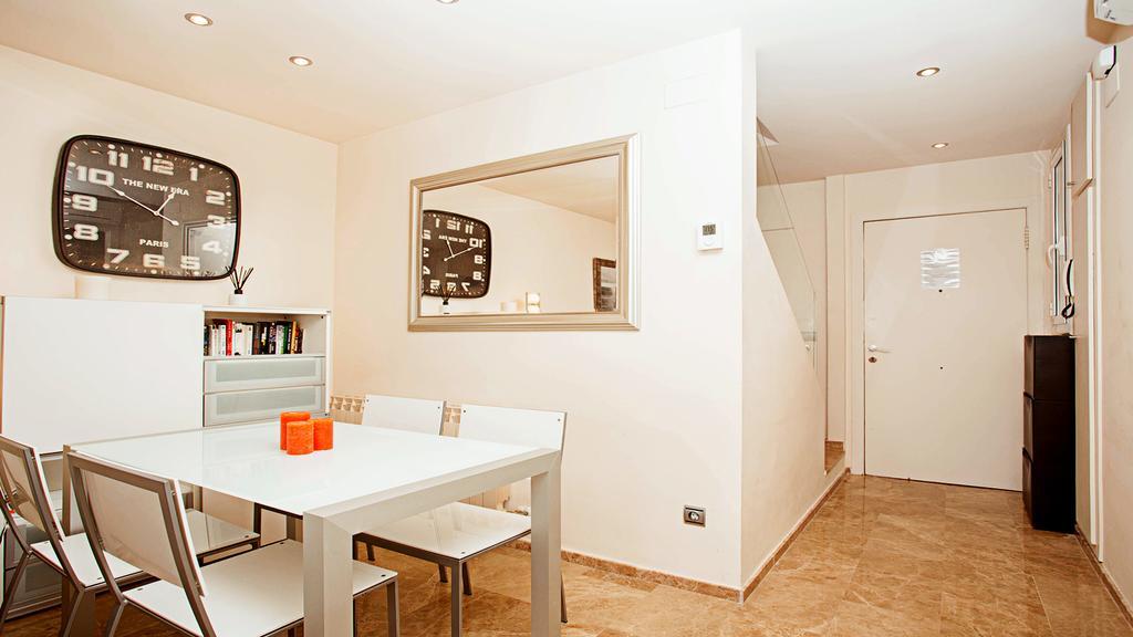 Beach Penthouse Σίτζες Εξωτερικό φωτογραφία