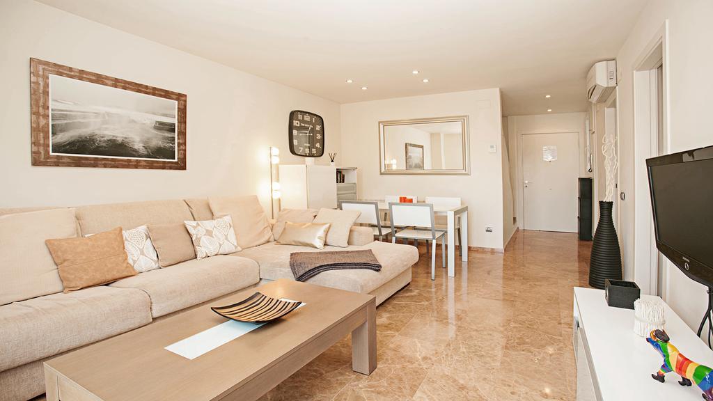 Beach Penthouse Σίτζες Εξωτερικό φωτογραφία